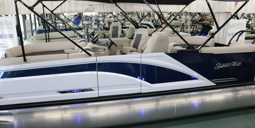60 x 16 tri-toon passenger vessel