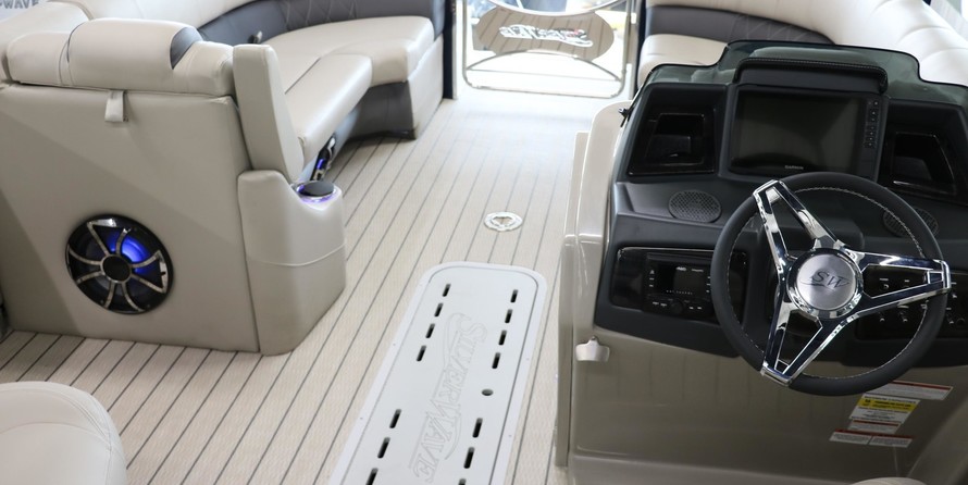 60 x 16 tri-toon passenger vessel
