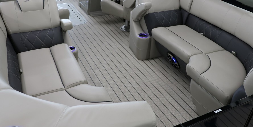 60 x 16 tri-toon passenger vessel