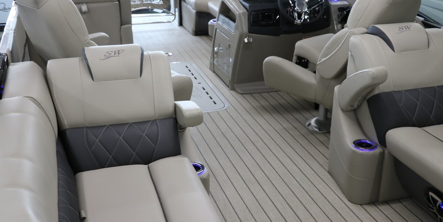 60 x 16 tri-toon passenger vessel