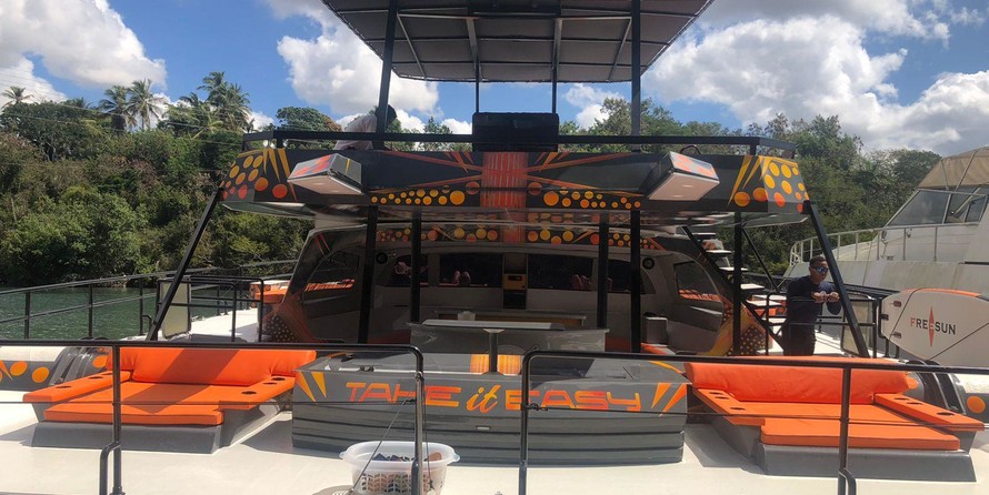 Yat marine marimaris custom made mini maxi 60