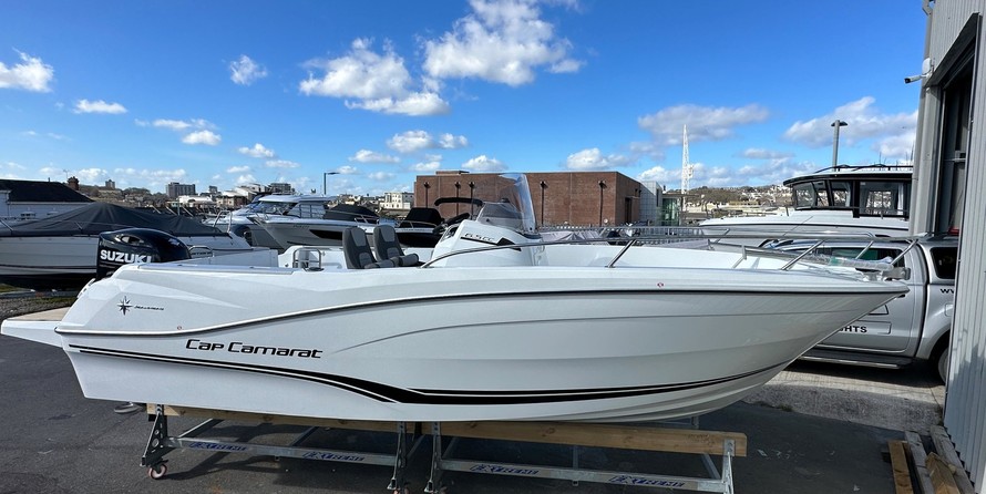 Jeanneau Cap Camarat 6.5 CC