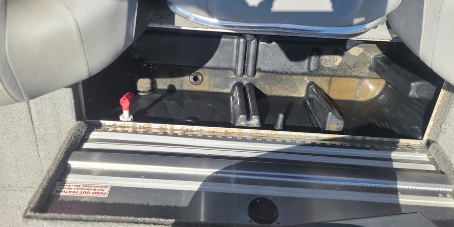 Tracker Pro Team 175 TXW