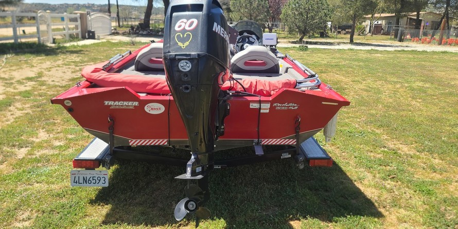 Tracker Pro Team 175 TXW