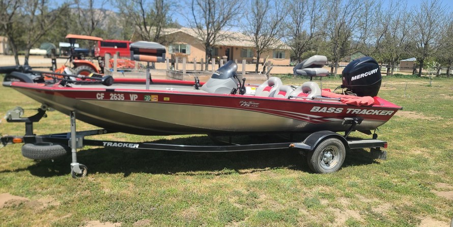 Tracker Pro Team 175 TXW