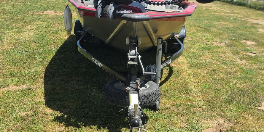 Tracker Pro Team 175 TXW