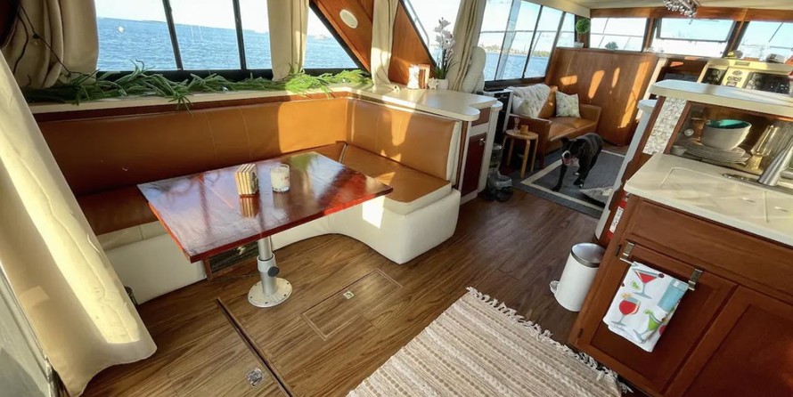 Bluewater yachts 42 coastal cruiser