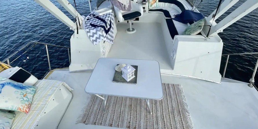 Bluewater yachts 42 coastal cruiser