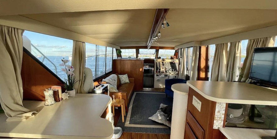 Bluewater yachts 42 coastal cruiser