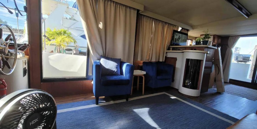 Bluewater yachts 42 coastal cruiser