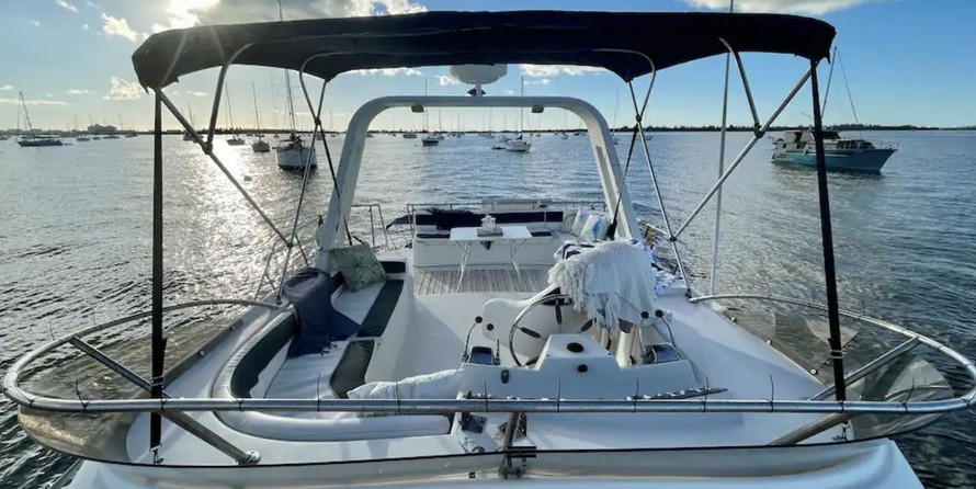 Bluewater yachts 42 coastal cruiser
