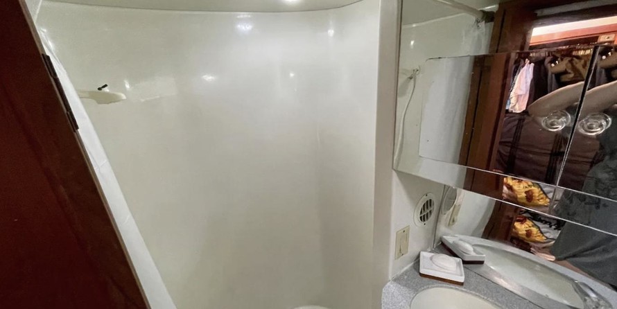 Bluewater yachts 42 coastal cruiser