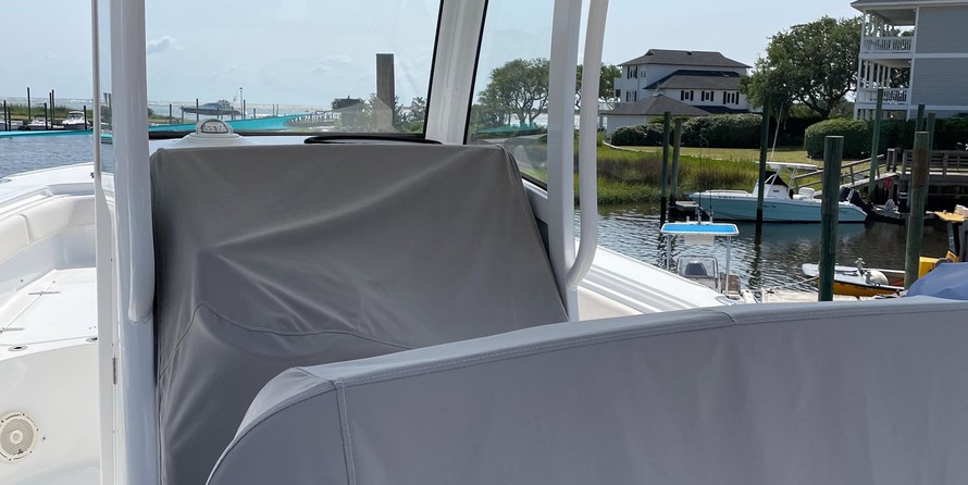 Sea Ray hunt ultra 211