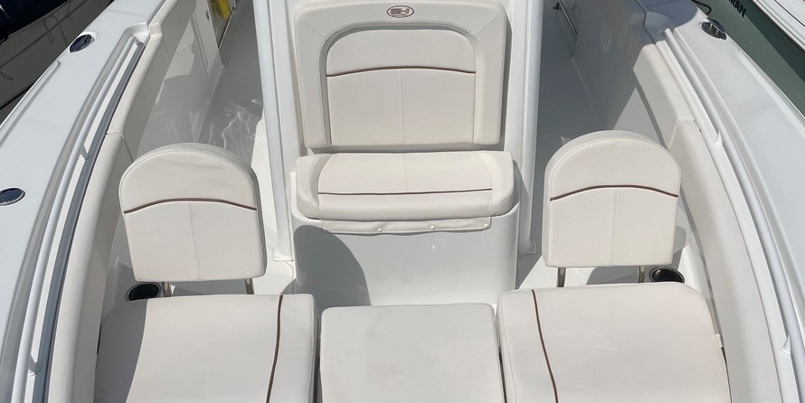 Sea Ray hunt ultra 211