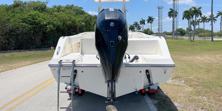 Cobia 217 center console