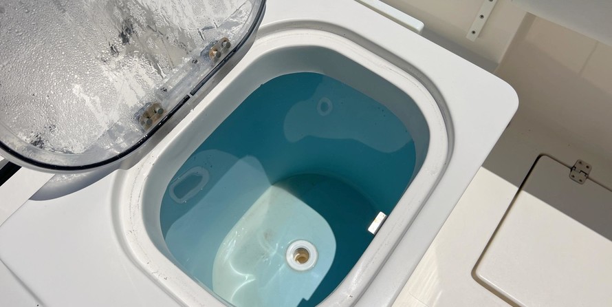 Cobia 217 center console