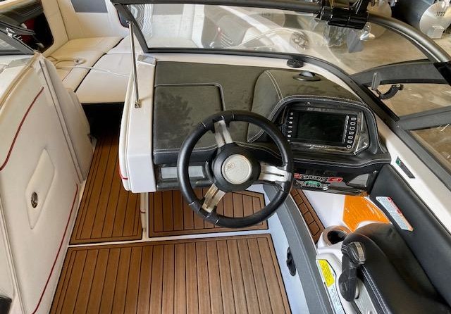 Super Air Nautique G23