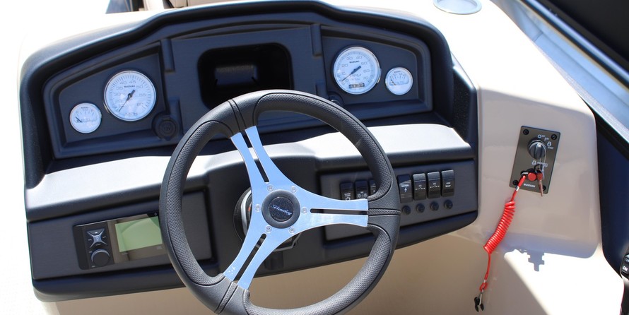 Premier Pontoons Navigator 220