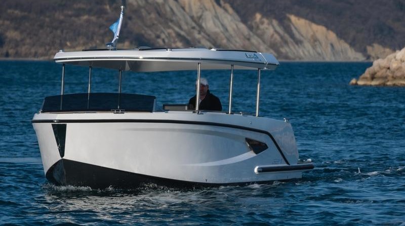 Beluga 21 Open