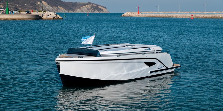 Beluga 21 Open