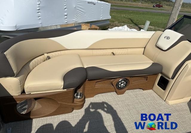 Tahoe LSZ Elite Cruise Windshield Tritoon Pontoon & Hond