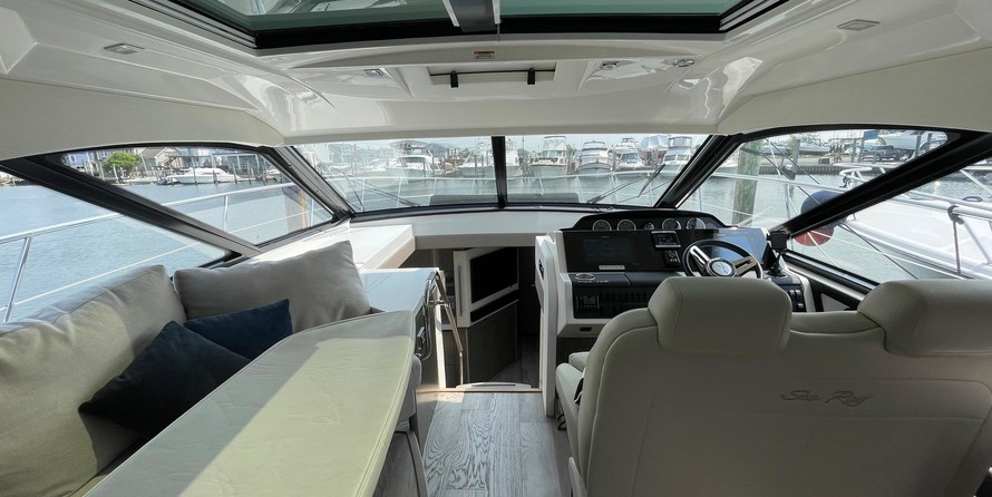 Sea Ray 510 Sundancer