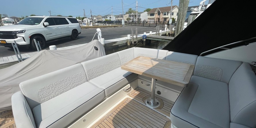 Sea Ray 510 Sundancer