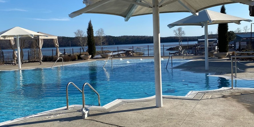 Chris-Craft Commander 44