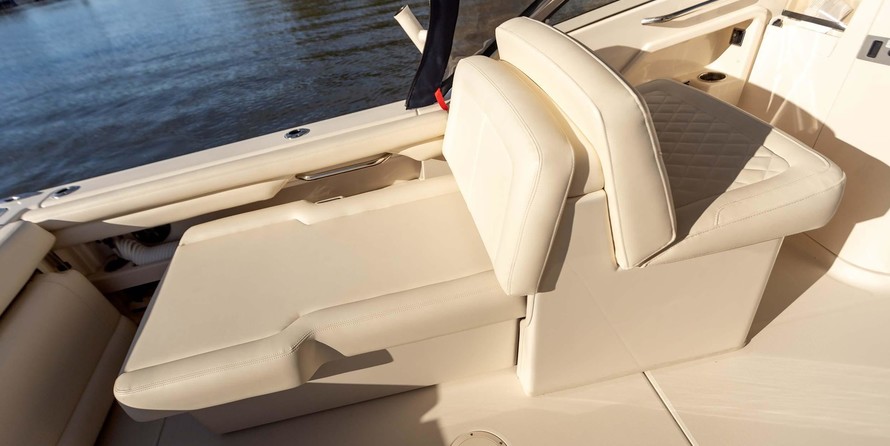 Grady-White Freedom 275