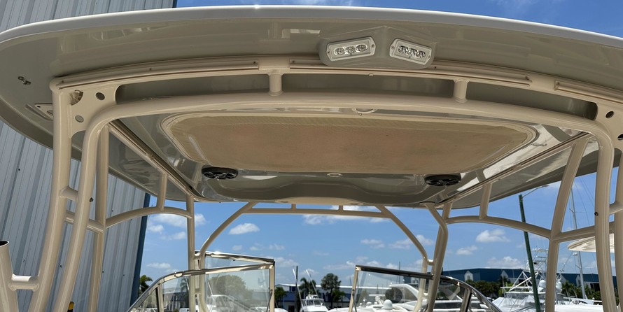 Grady-White Freedom 275