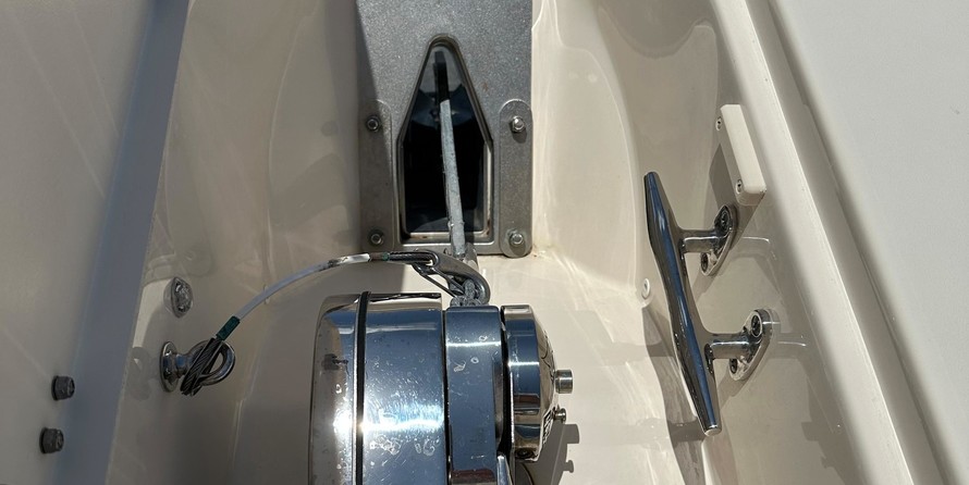 Grady-White Freedom 275