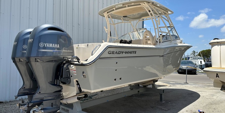 Grady-White Freedom 275