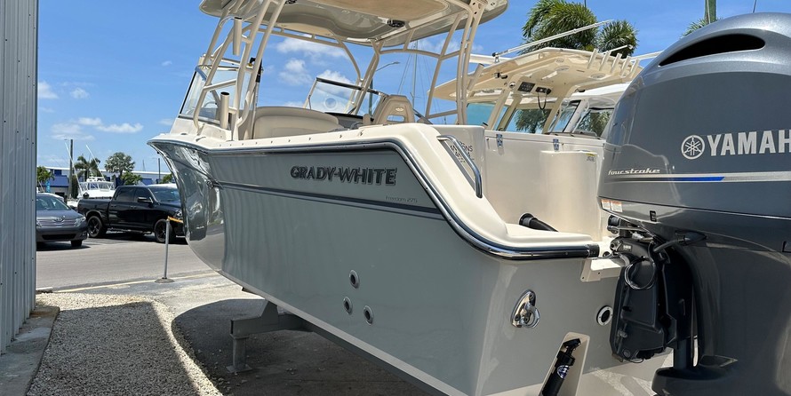 Grady-White Freedom 275