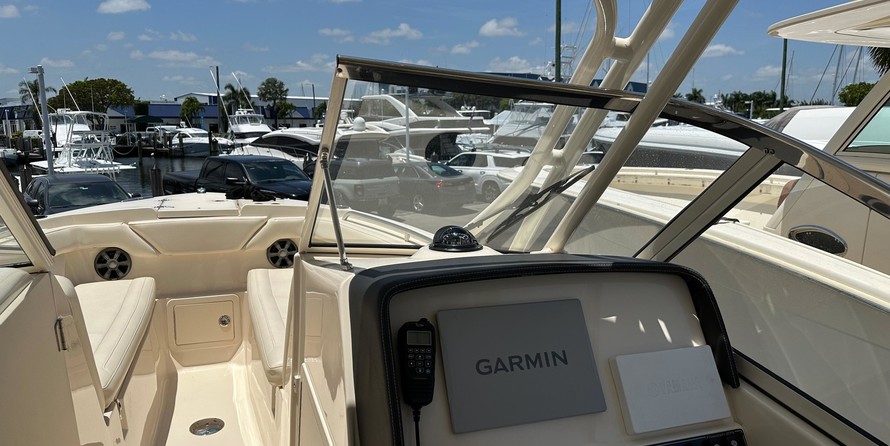 Grady-White Freedom 275