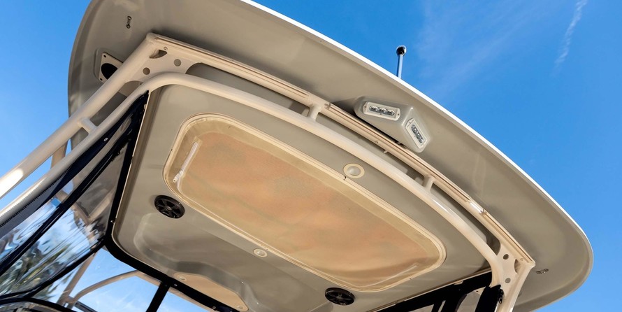 Grady-White Freedom 275