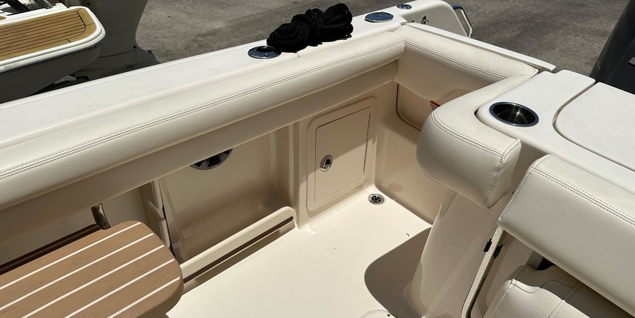 Grady-White Freedom 275