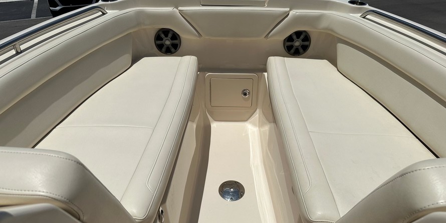 Grady-White Freedom 275