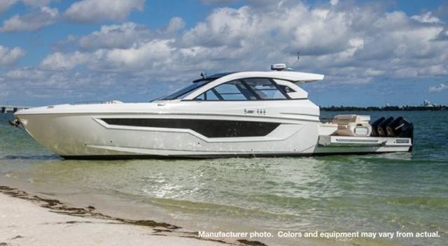 Cruisers Yachts 50 Cantius