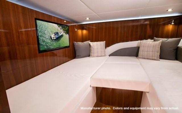 Cruisers Yachts 50 Cantius