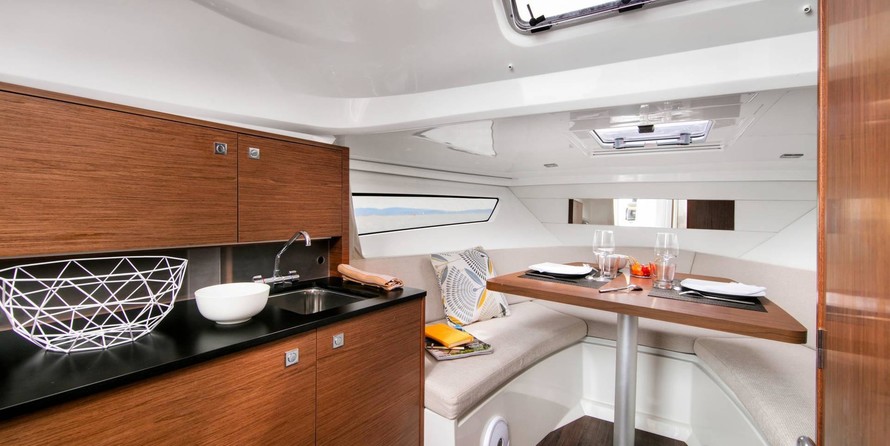 Jeanneau Cap Camarat 9.0 WA