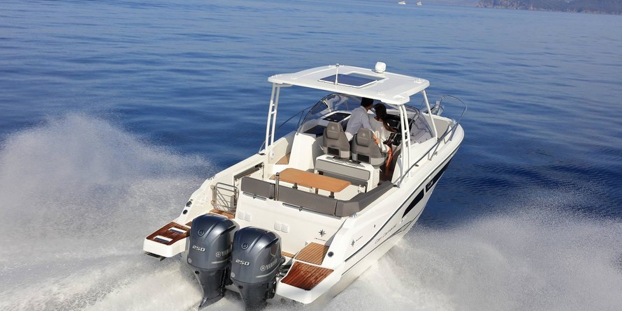 Jeanneau Cap Camarat 9.0 WA