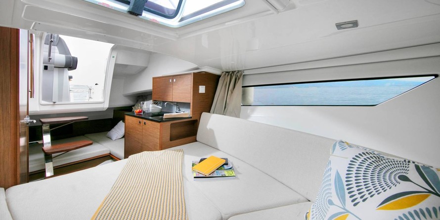 Jeanneau Cap Camarat 9.0 WA