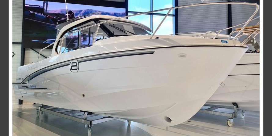 Beneteau Antares 8 OB