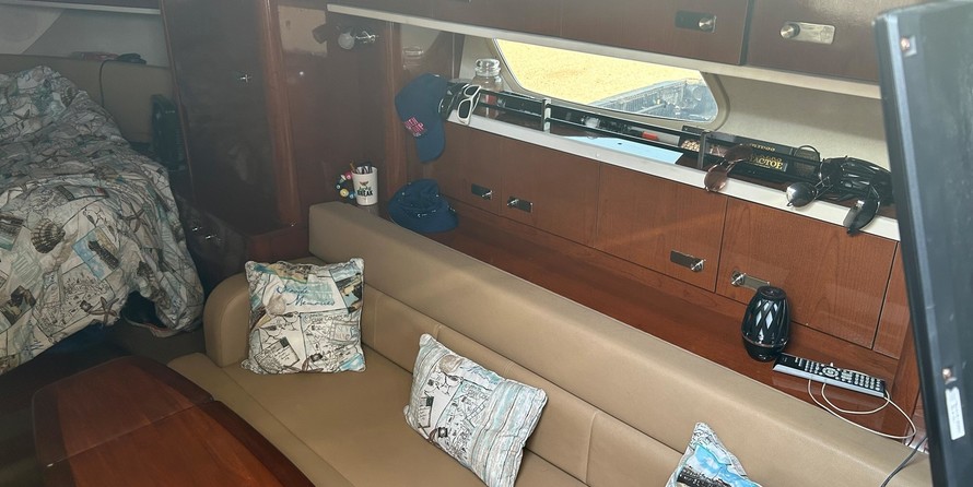 Sea Ray 350 Sundancer