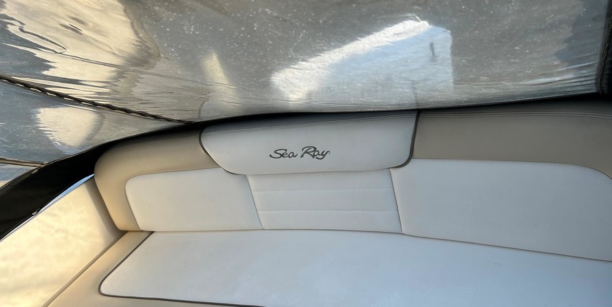 Sea Ray 350 Sundancer