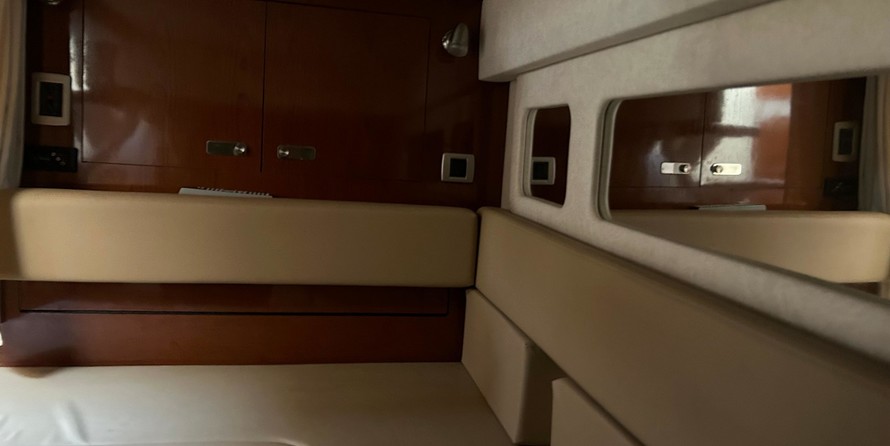 Sea Ray 350 Sundancer