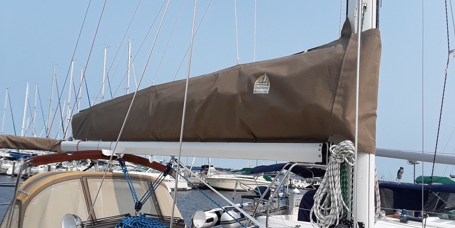 Tayana 37