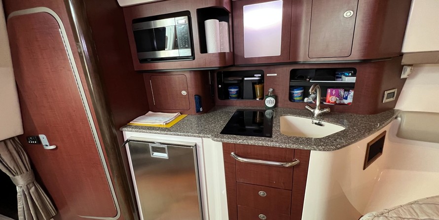 Boston Whaler 345 Conquest