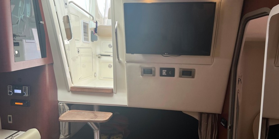 Boston Whaler 345 Conquest