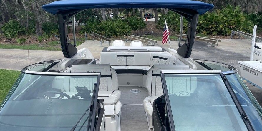 Sea Ray SLX 310 OB